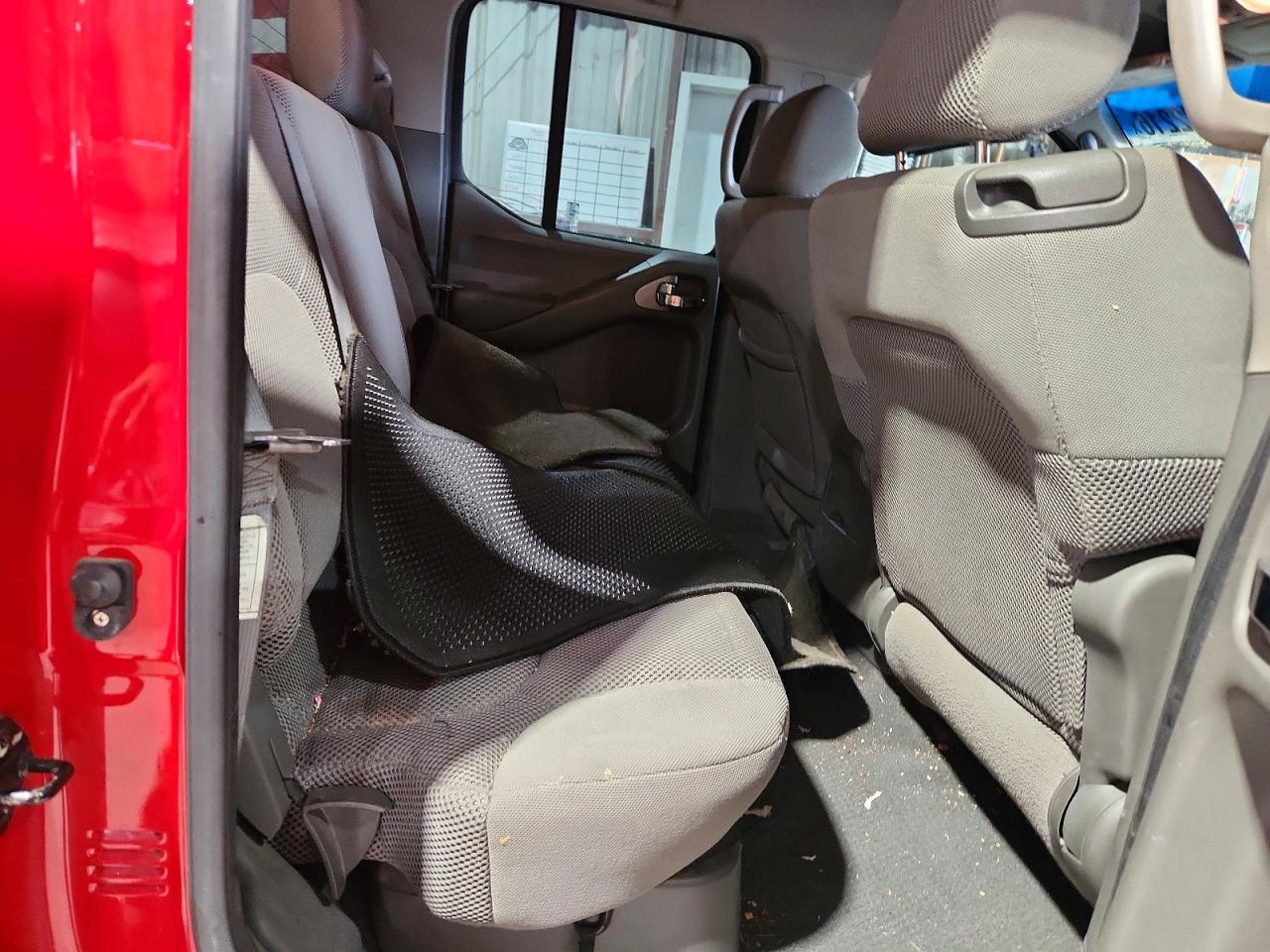 Nissan Frontier Se V6