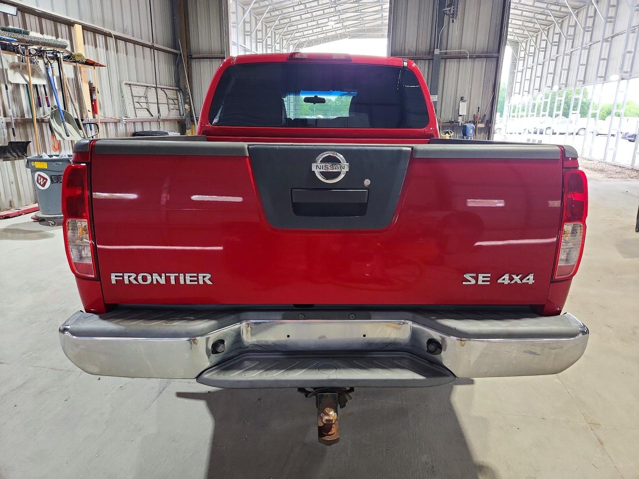 Nissan Frontier Se V6