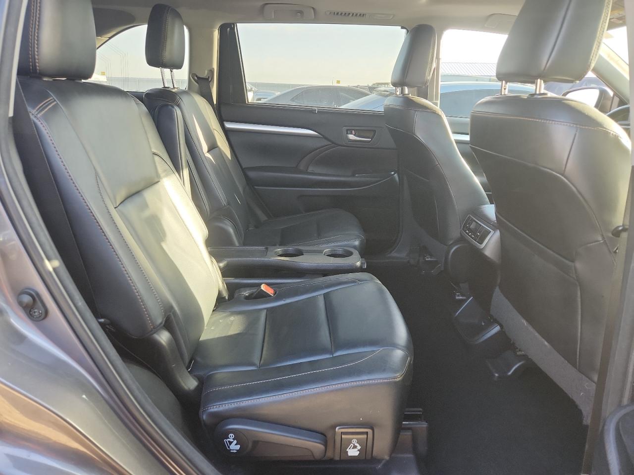 Toyota Highlander Xle