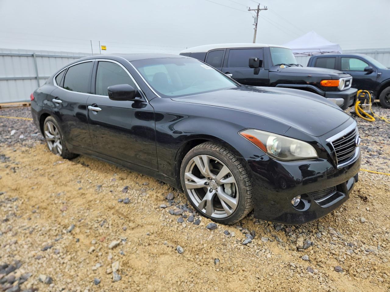 INFINITI M37