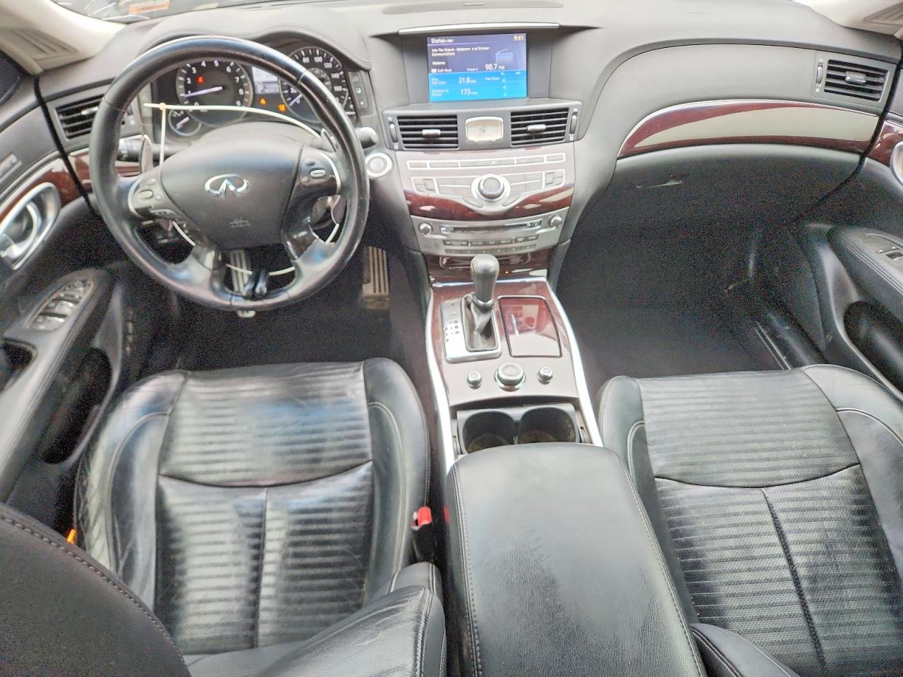 INFINITI M37