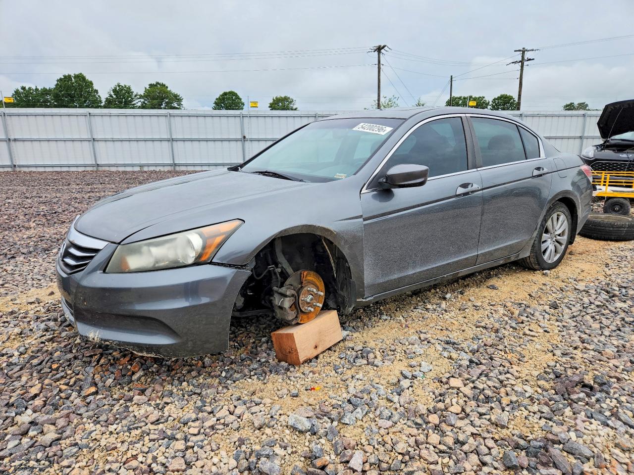 Salvage Honda Accord Image