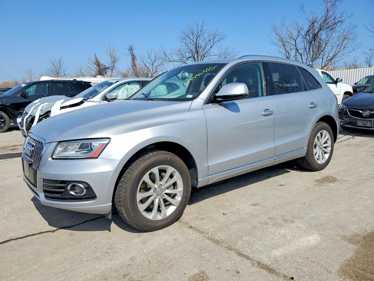 Salvage Audi Q5 Image