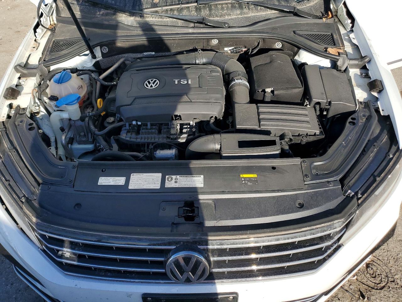 Volkswagen Passat R-line