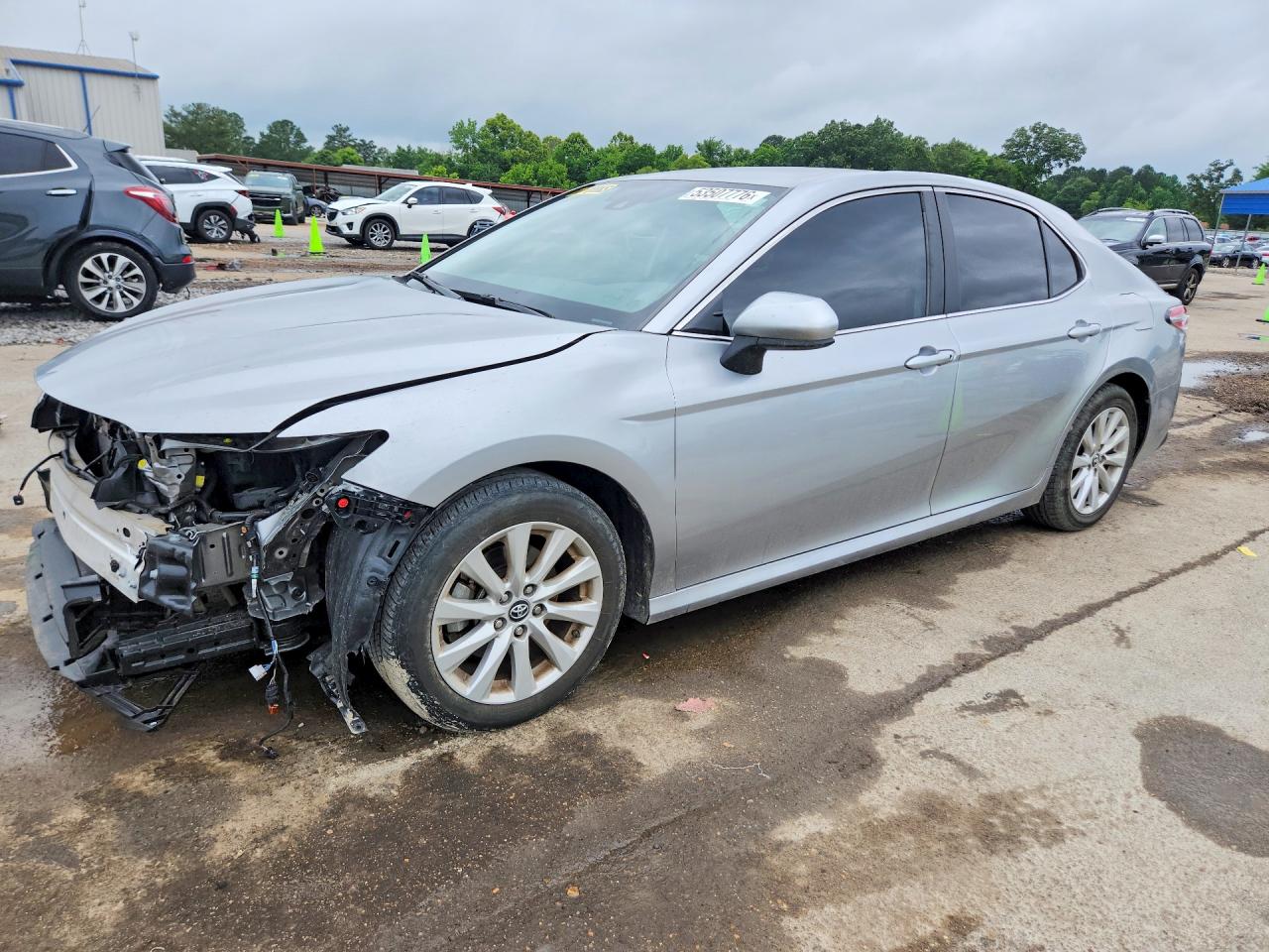 Salvage Toyota Camry Image