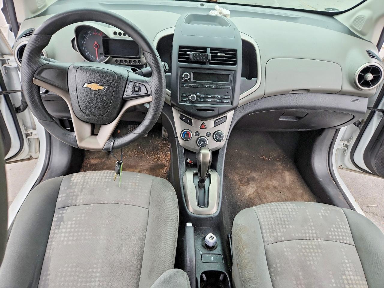 Chevrolet Sonic Ls