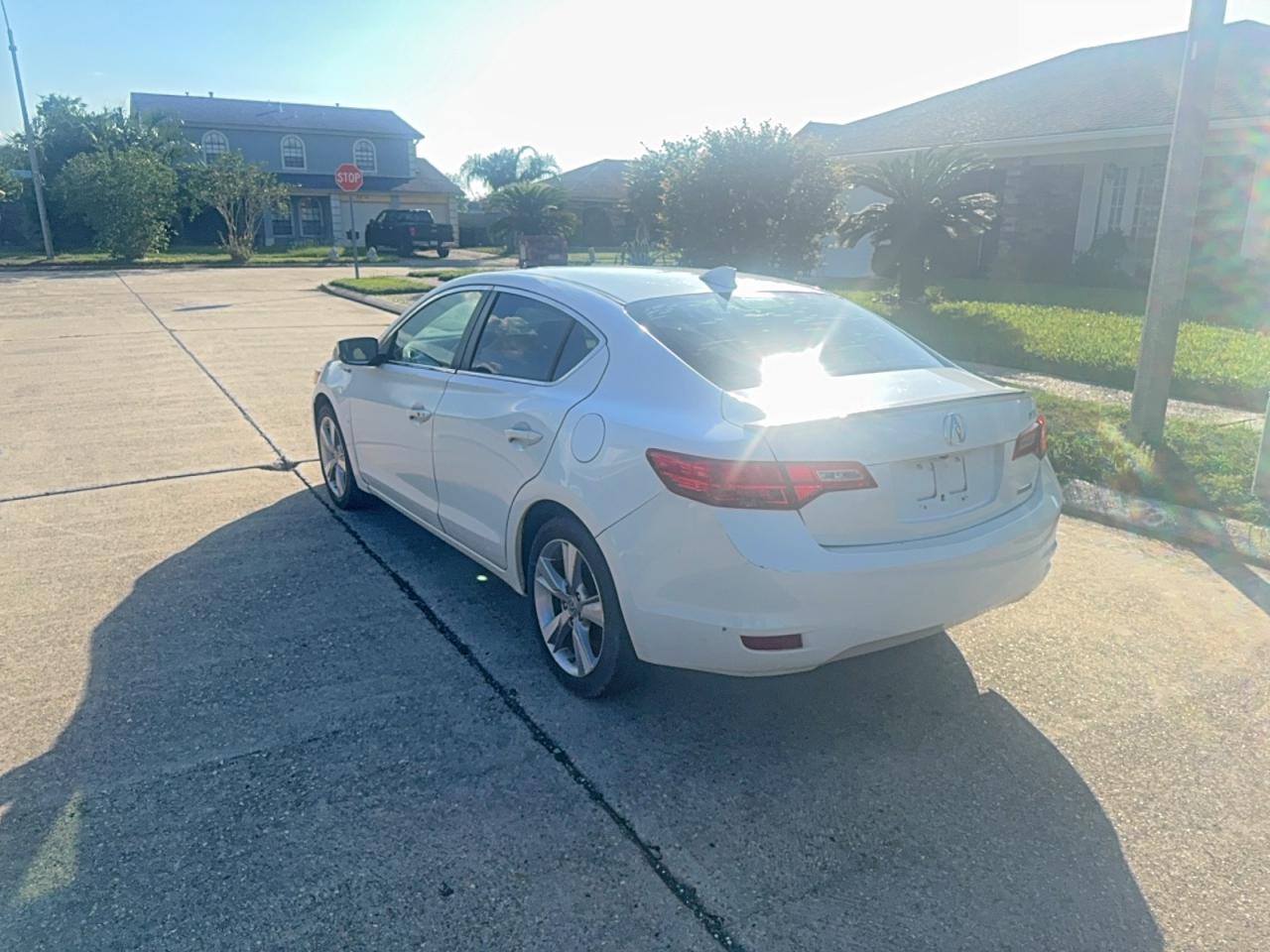 Acura ILX Hybrid Tech