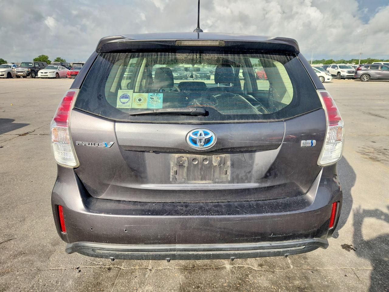 Toyota Prius v Three