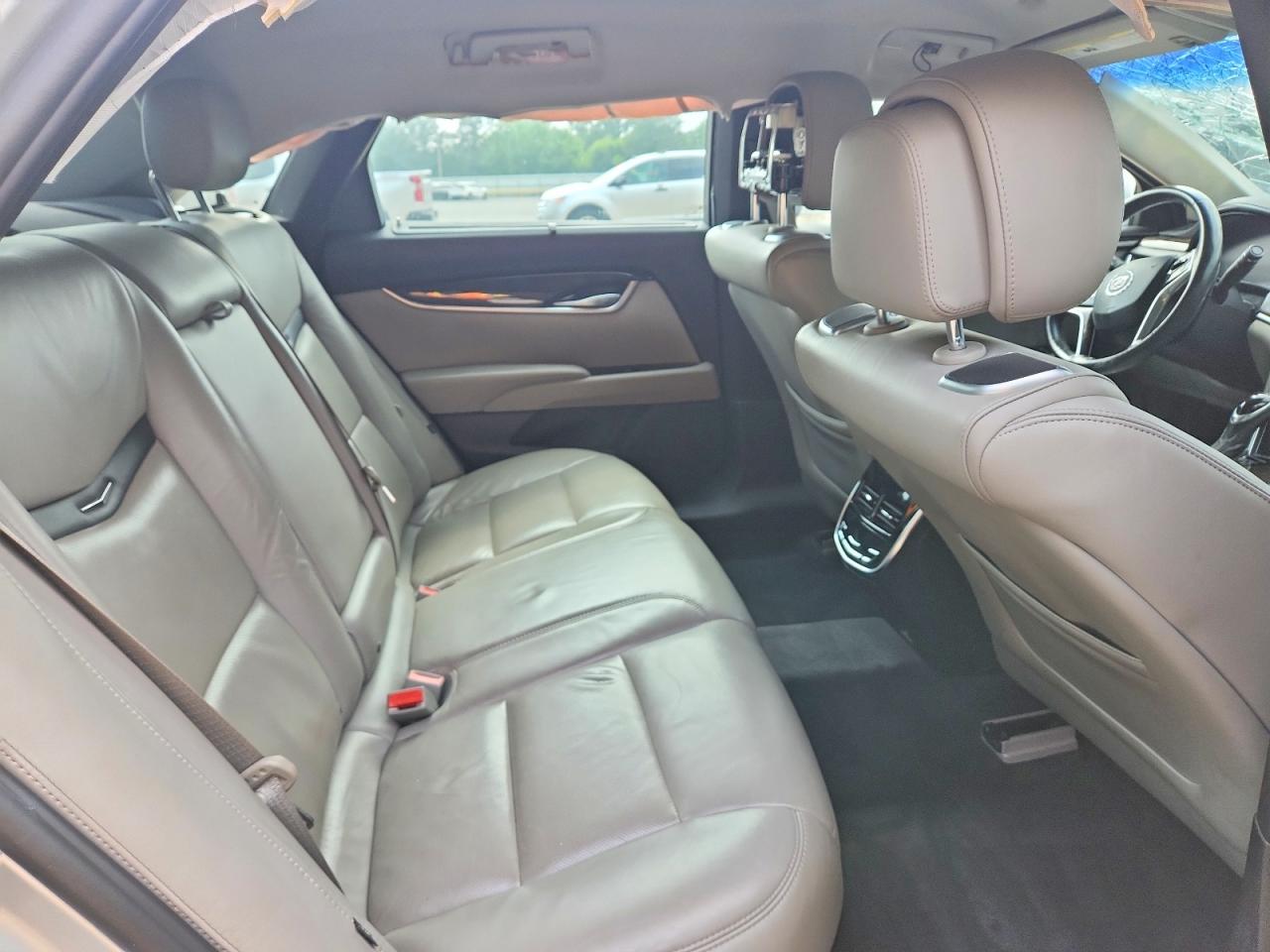 Cadillac XTS Premium Collection