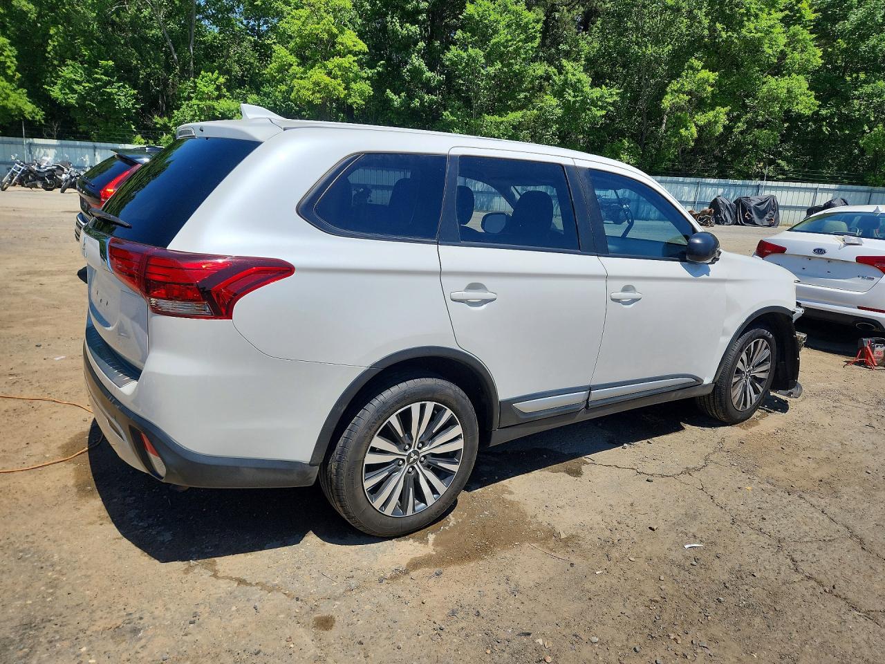Mitsubishi Outlander Es