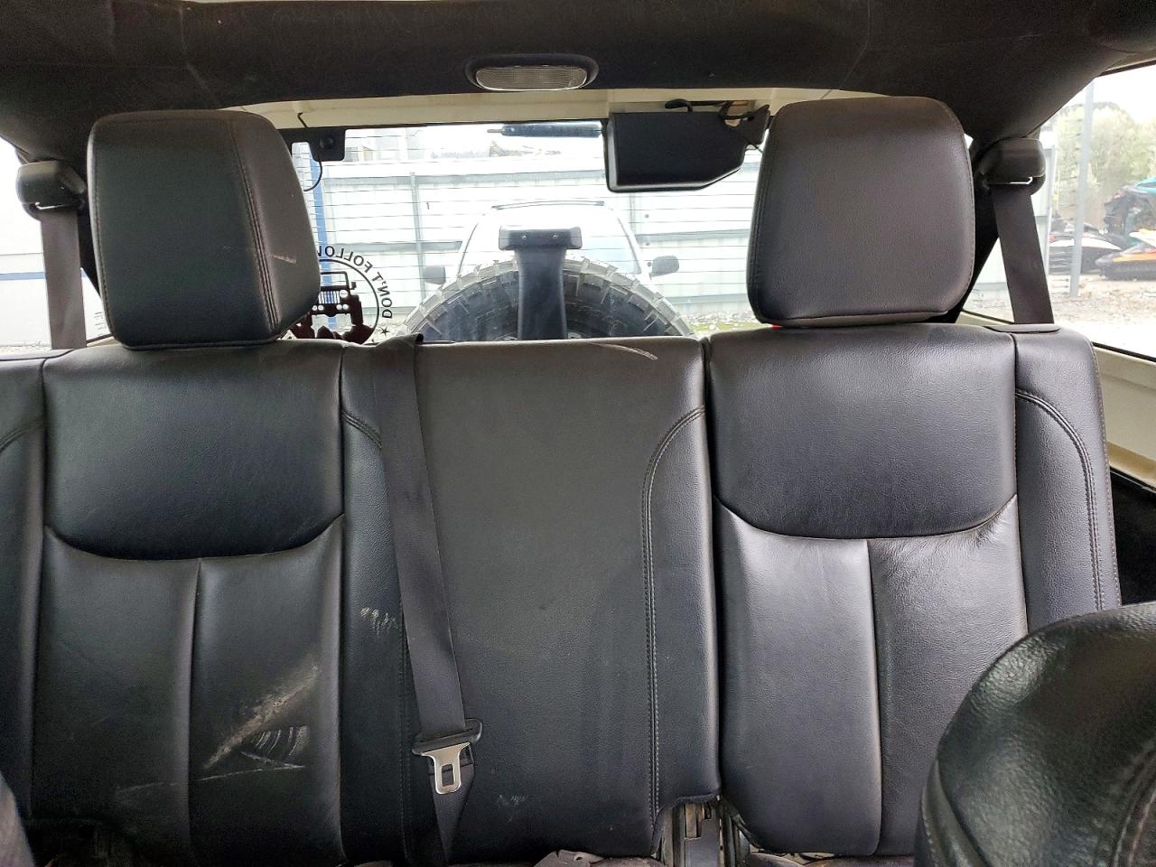 Jeep Wrangler Sahara