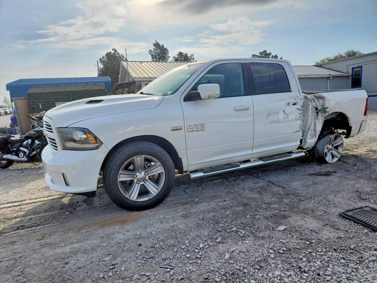 Salvage Ram 1500 Image
