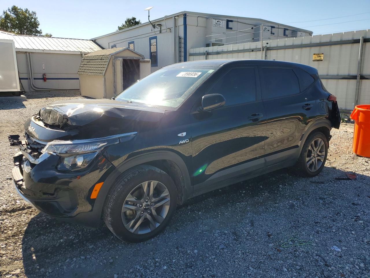 Salvage Kia Seltos Image