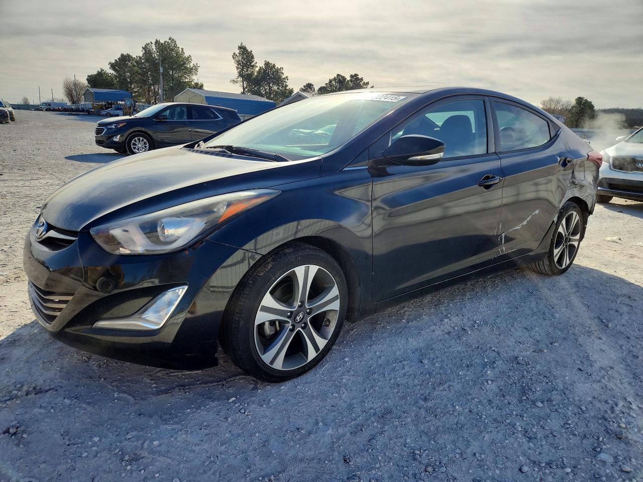 Salvage Hyundai ELANTRA Image
