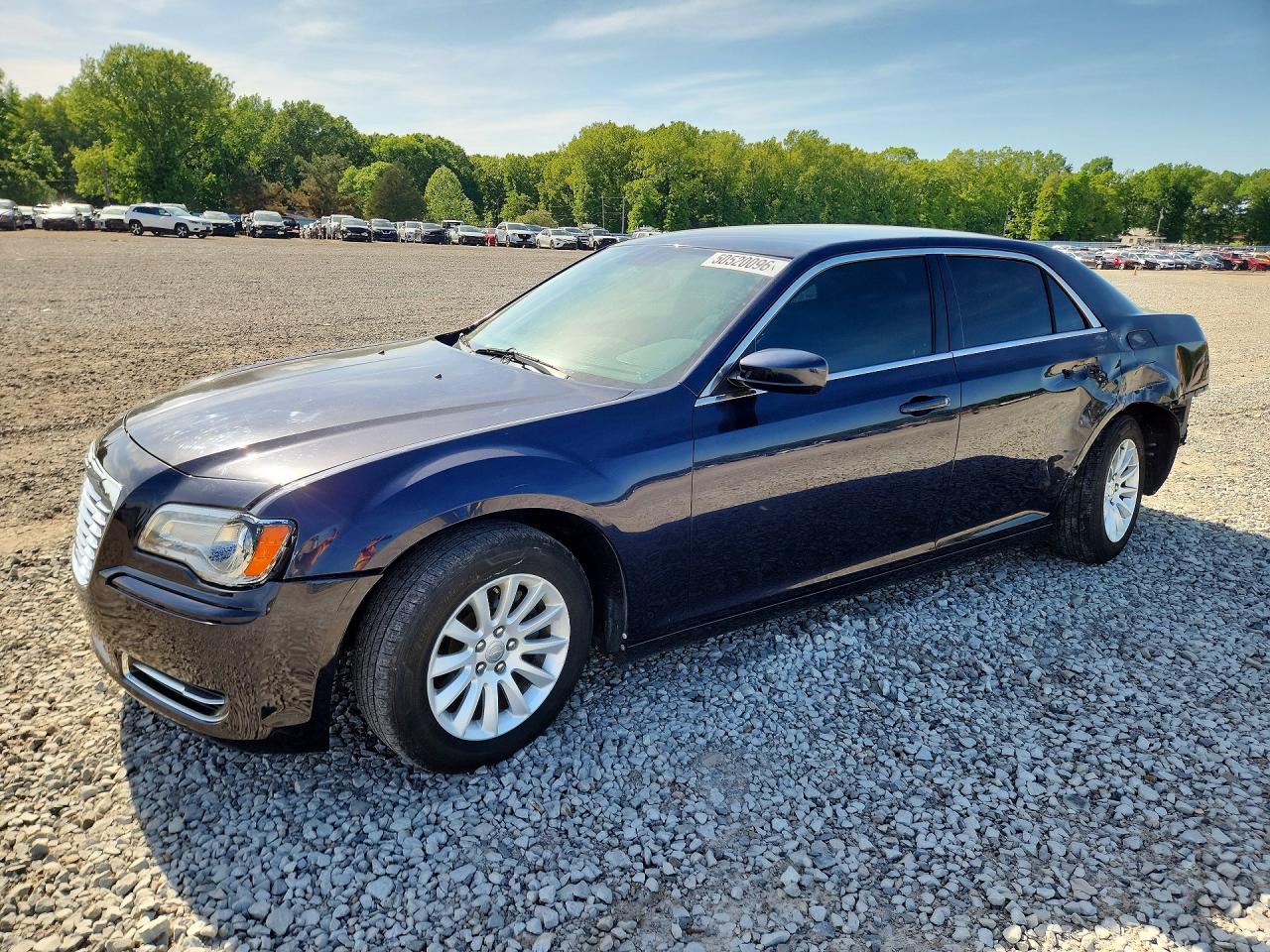 Salvage Chrysler 300 Image