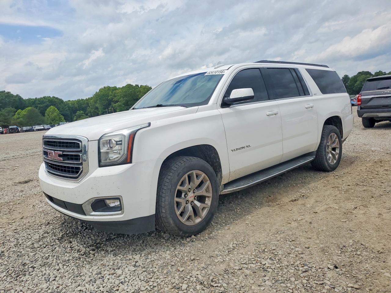 Salvage GMC Yukon Image