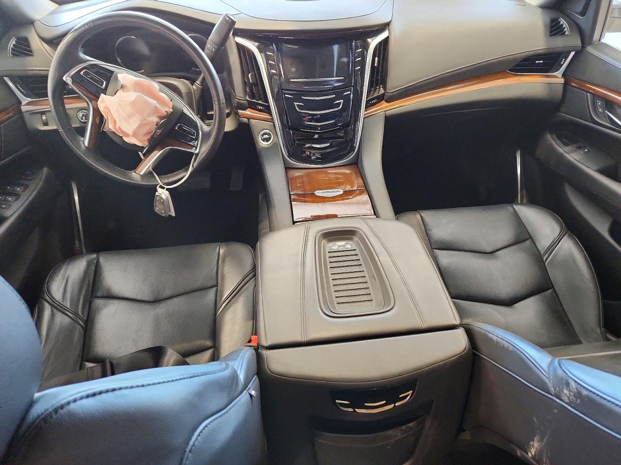 Cadillac Escalade Premium Luxury