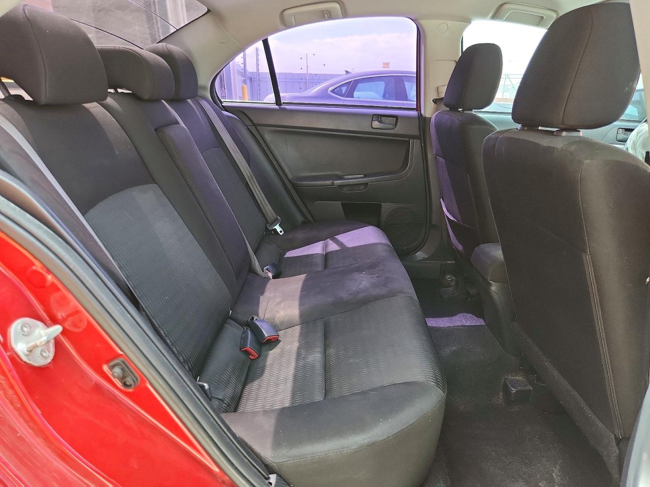 Mitsubishi Lancer Es