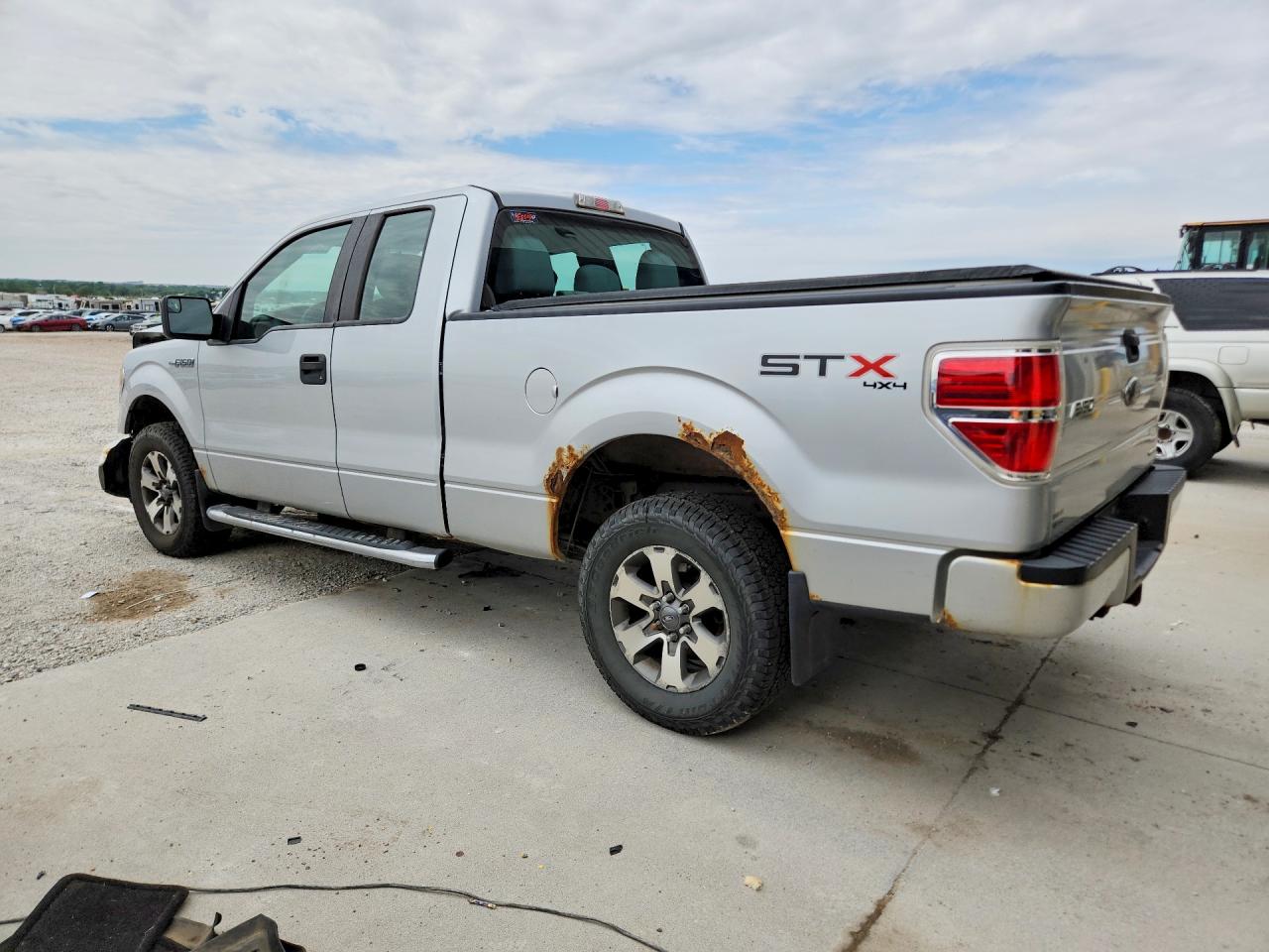 Ford F-150 Super Cab