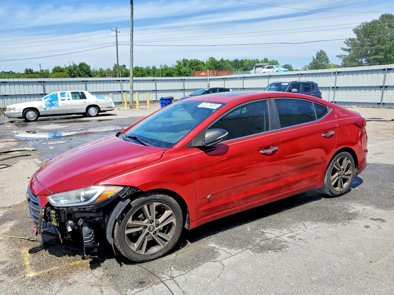 Salvage Hyundai ELANTRA Image