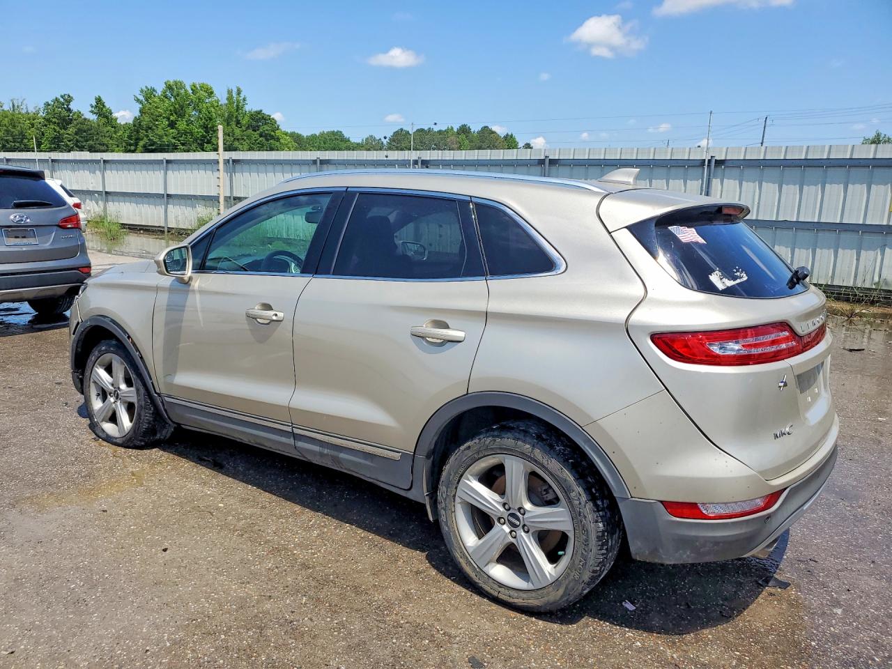 Lincoln MKC Premiere