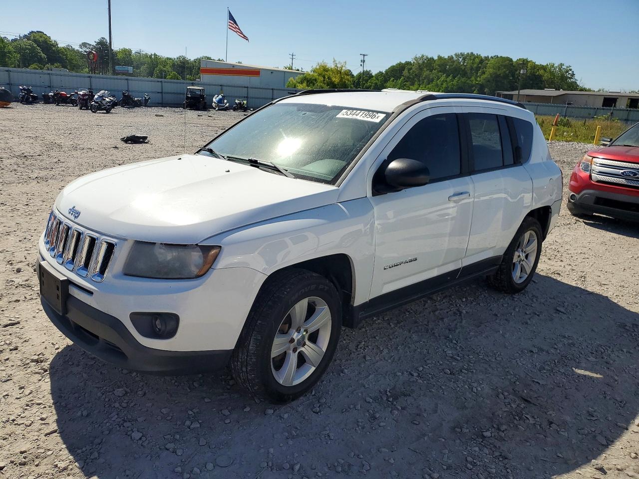 Salvage Jeep Compass Image