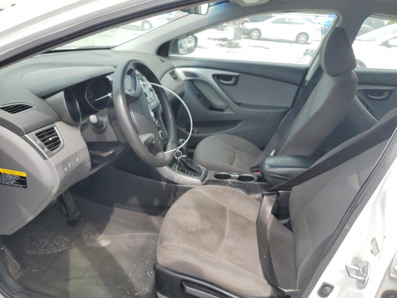 Hyundai ELANTRA Se