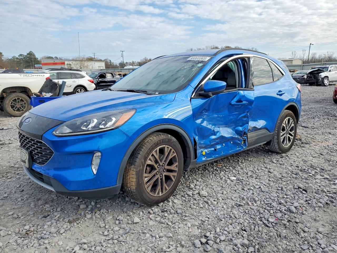 Salvage Ford Escape Image