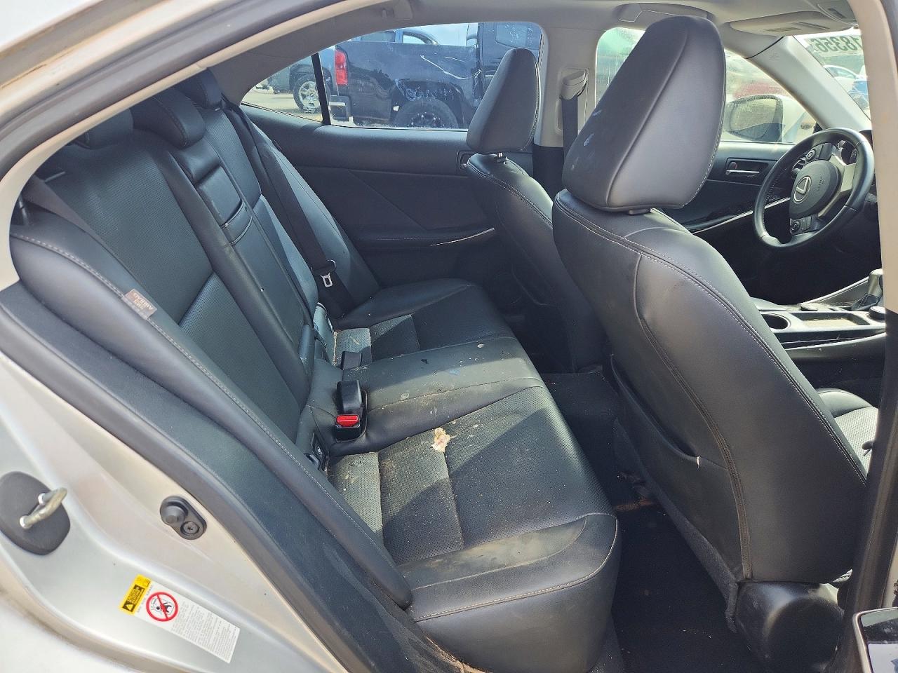 Lexus Is Base