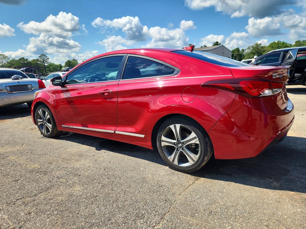 Hyundai ELANTRA Base