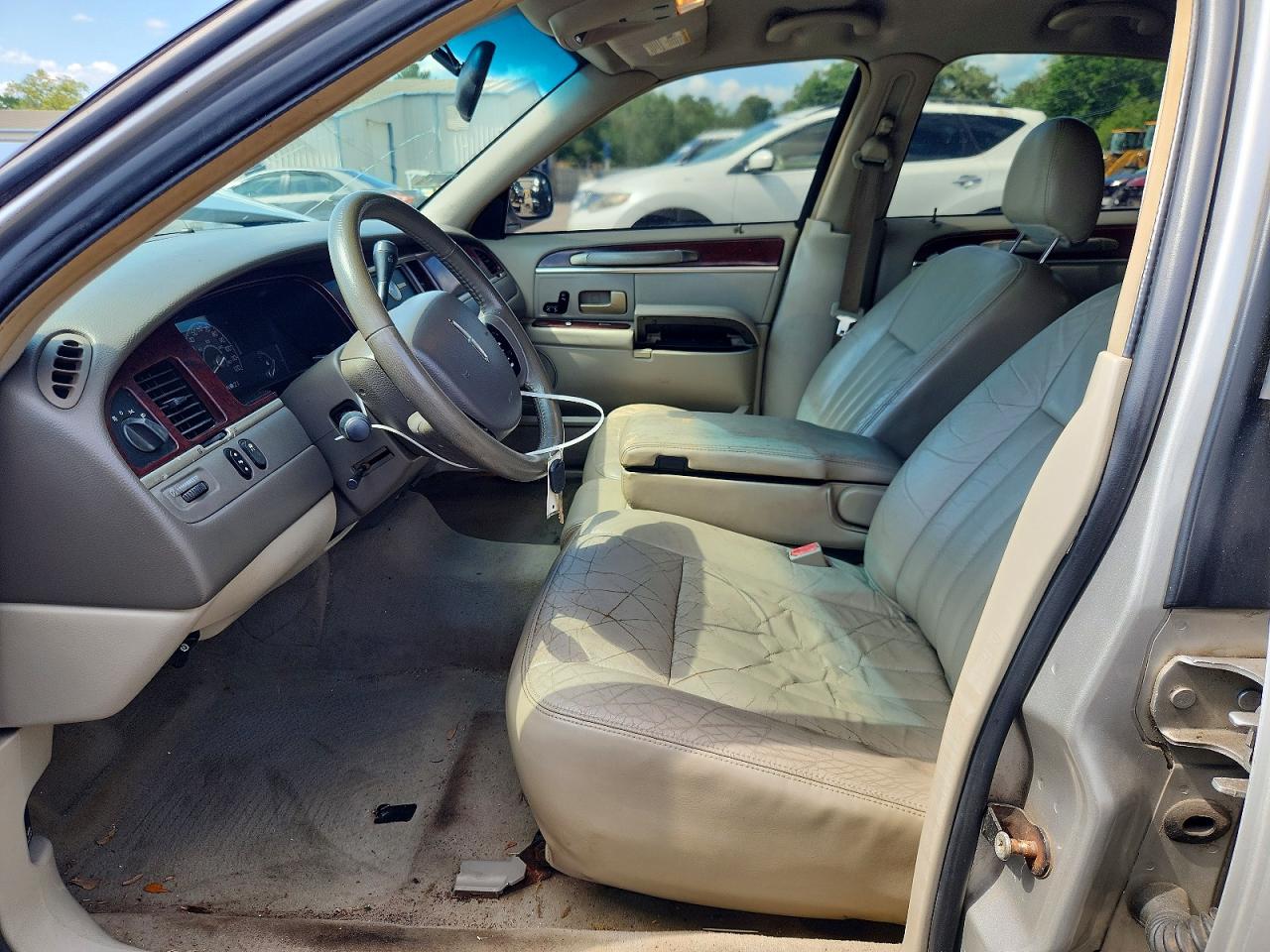 Lincoln Towncar Signature
