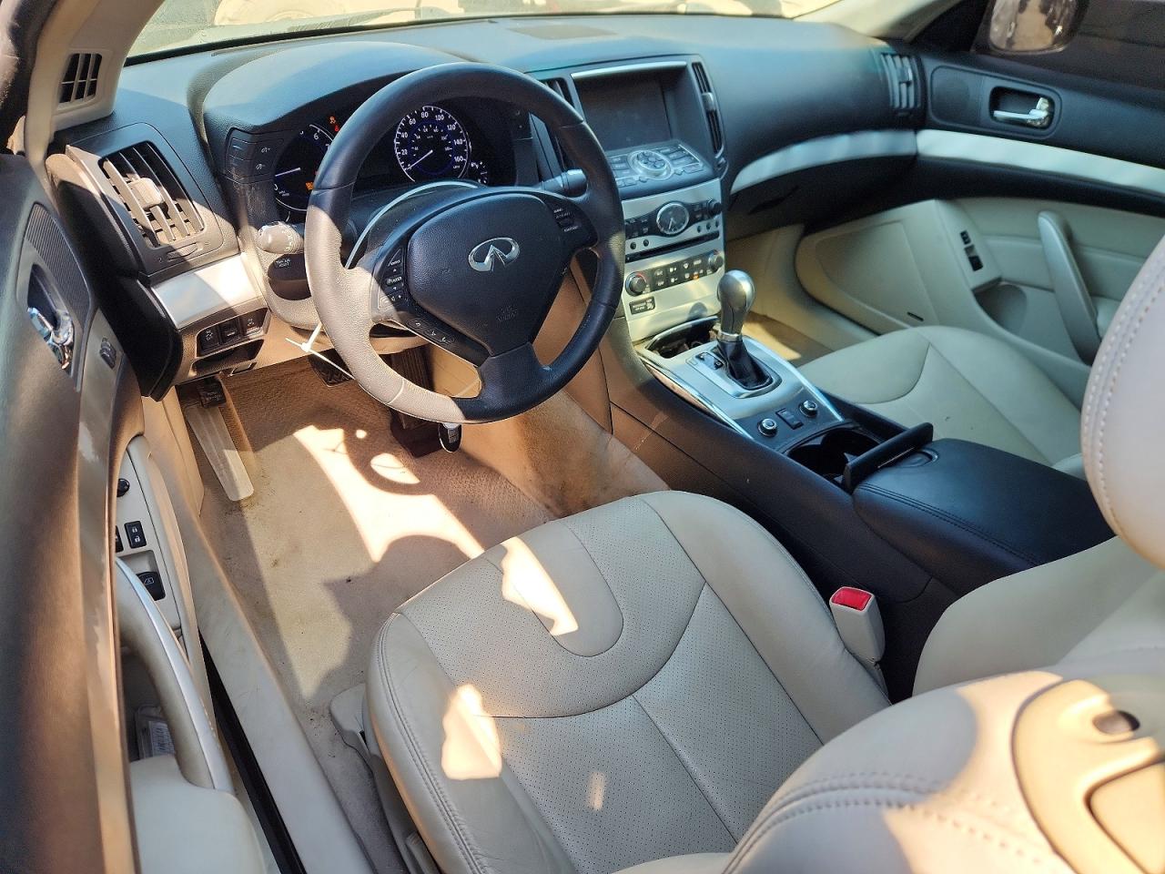 INFINITI G37x
