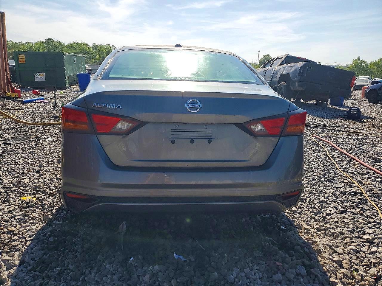 Nissan Altima S