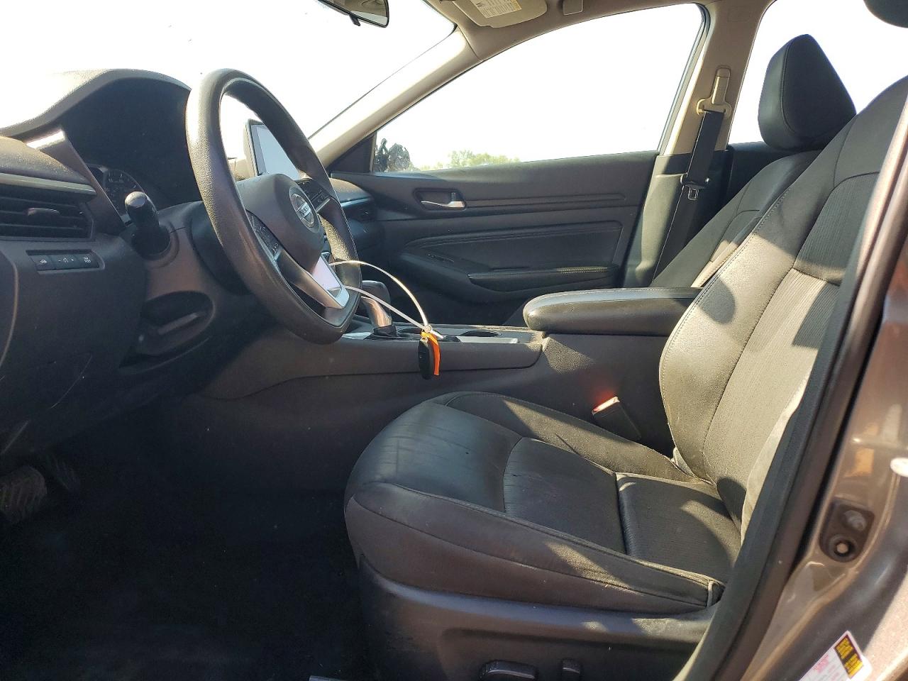 Nissan Altima S