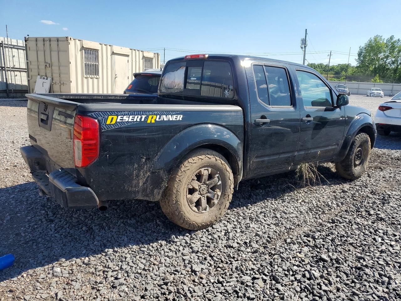 Nissan Frontier Desert Runner
