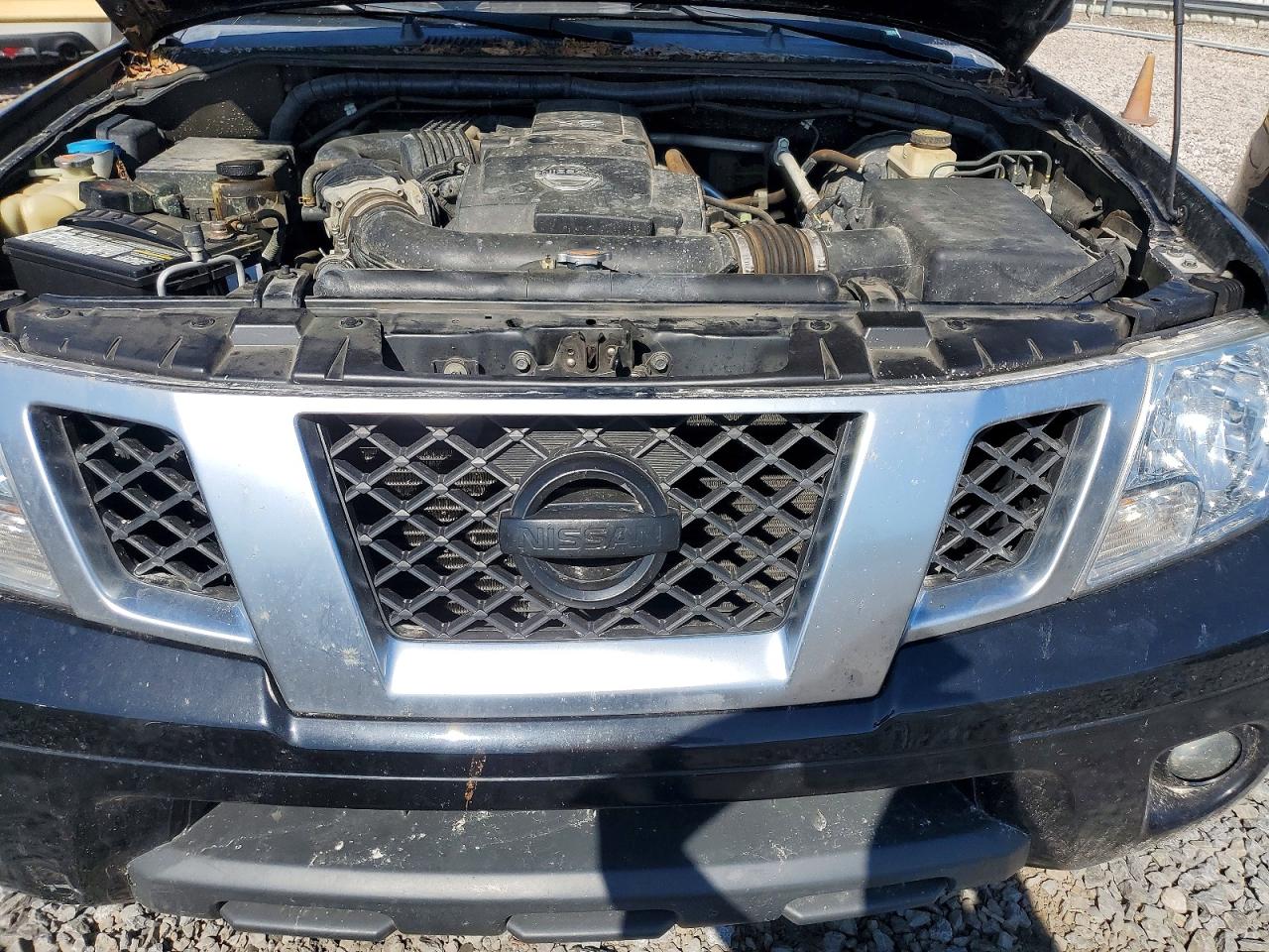 Nissan Frontier Desert Runner