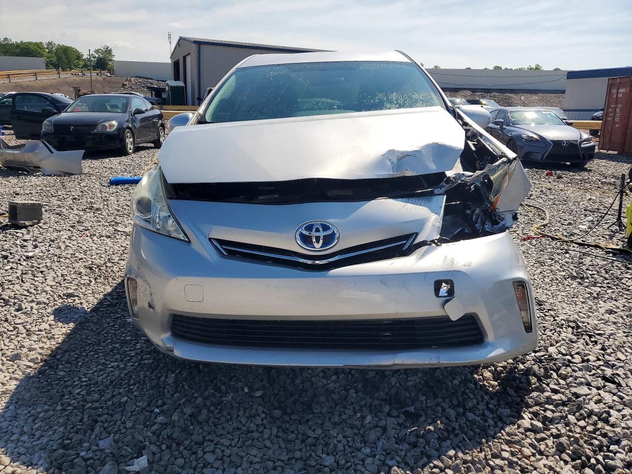 Toyota Prius Three