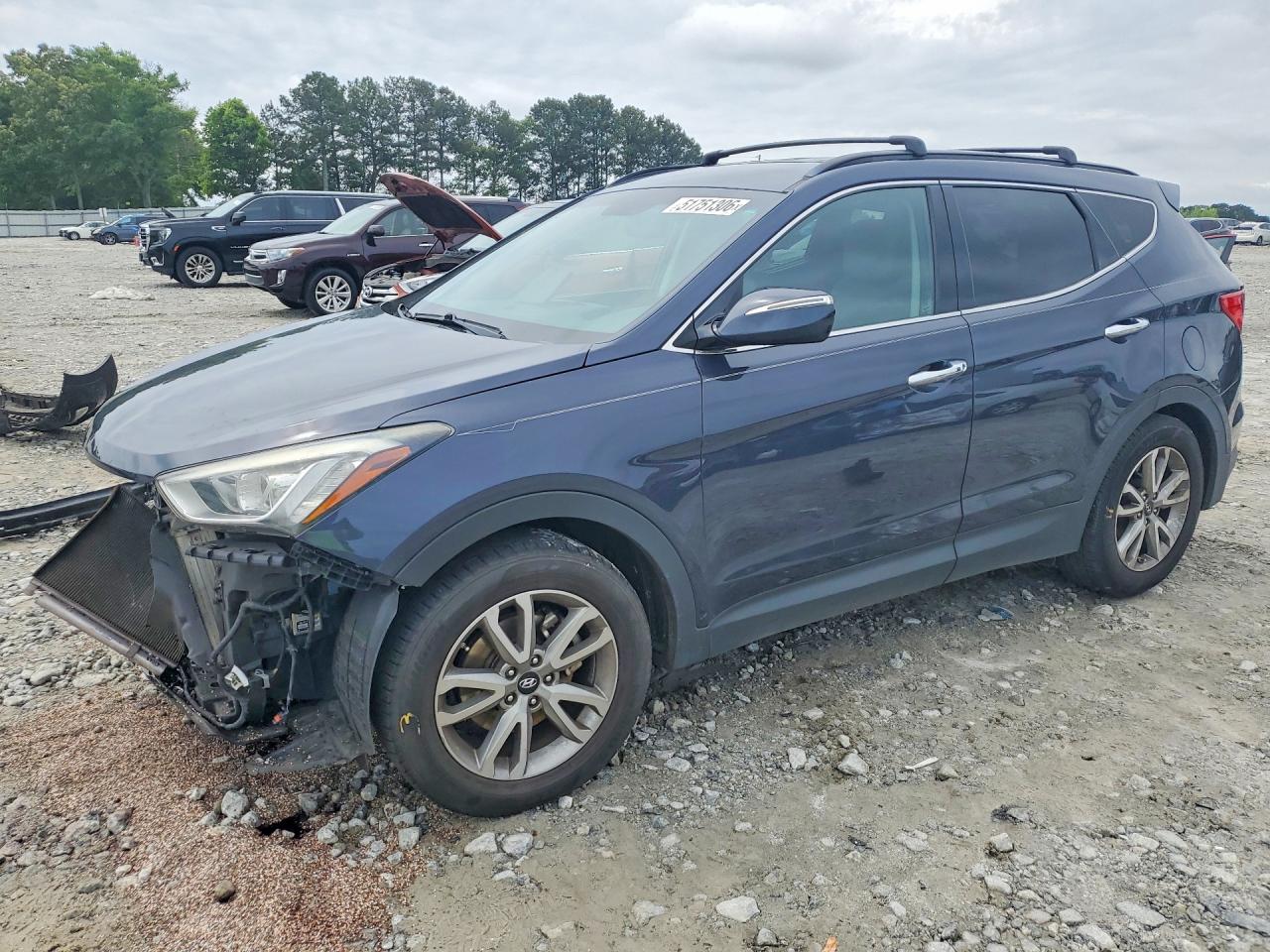 Salvage Hyundai SANTA FE Image
