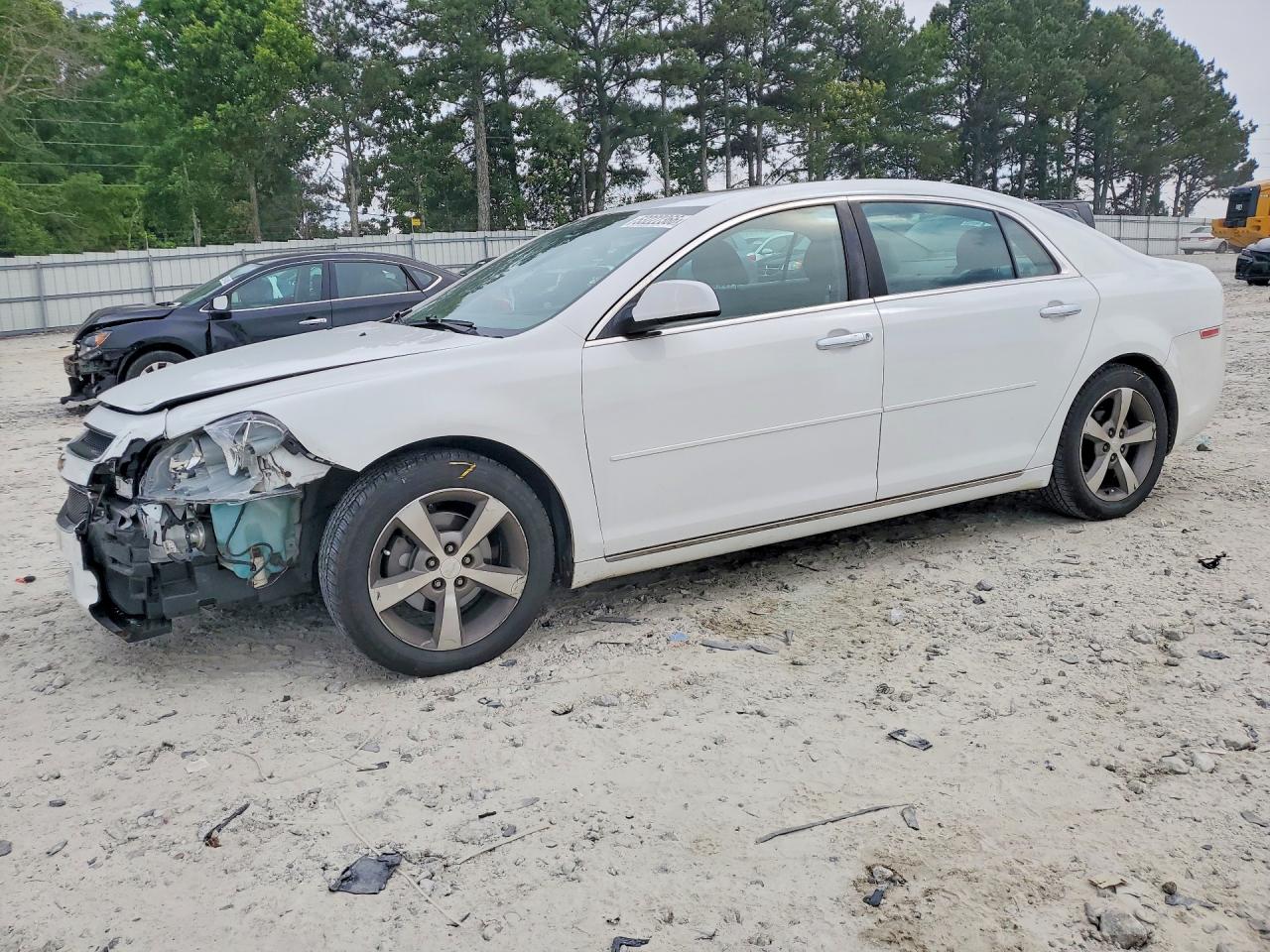 Salvage Chevrolet Malibu Image