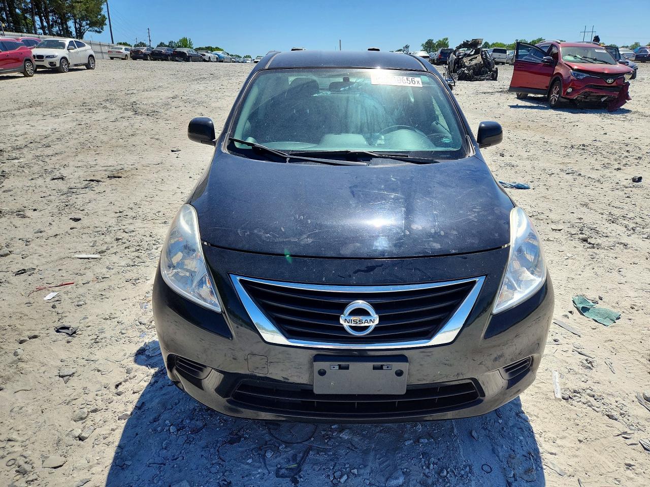 Nissan Versa 1.6 S