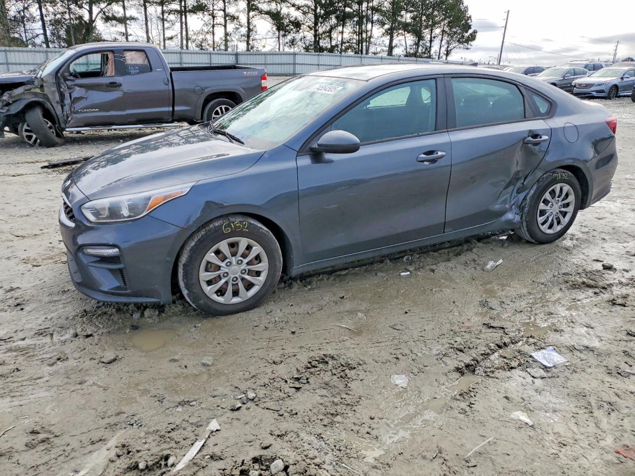 Salvage Kia Forte Image