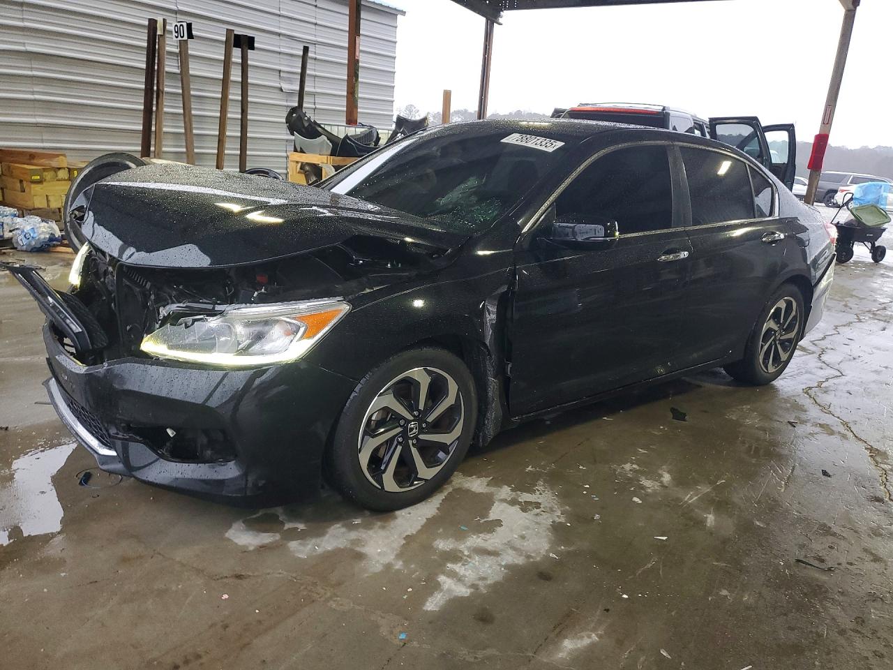 Salvage Honda Accord Image