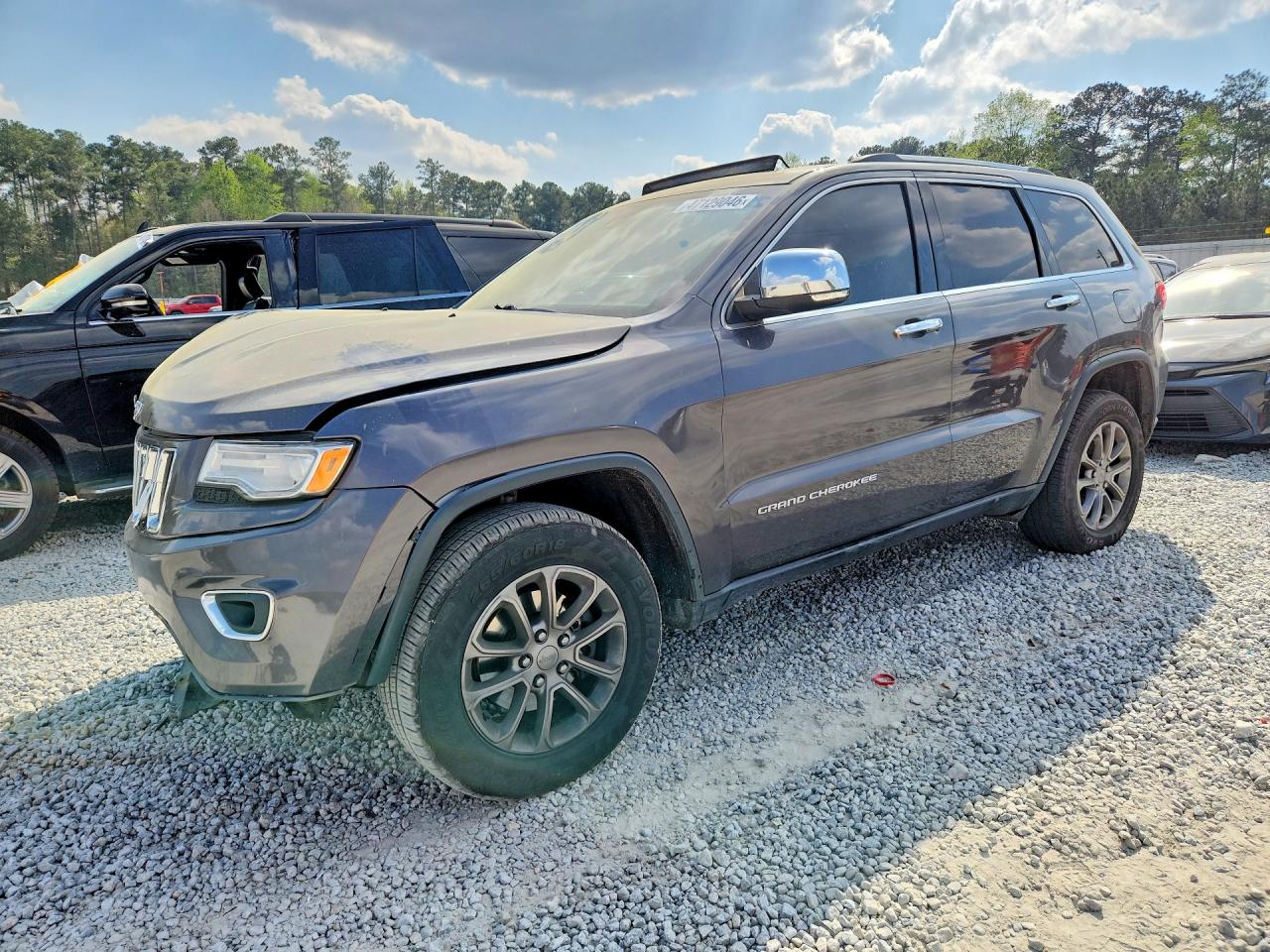Salvage Jeep Grand Cherokee Image