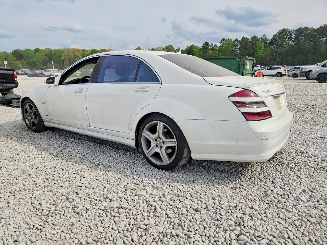 Mercedes-Benz S-Class 550