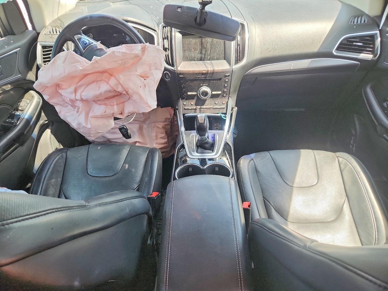 Ford Edge Titanium