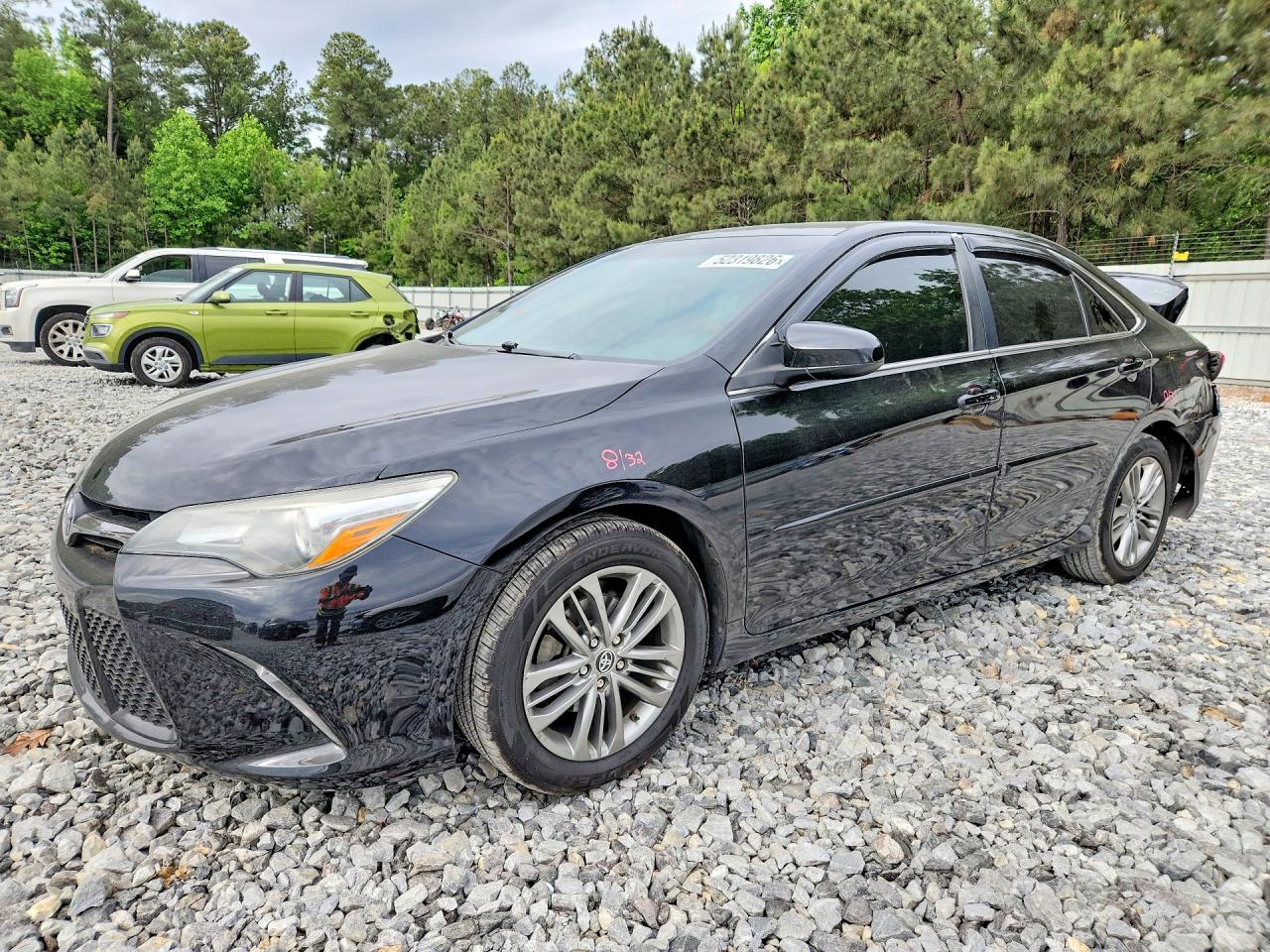 Salvage Toyota Camry Image