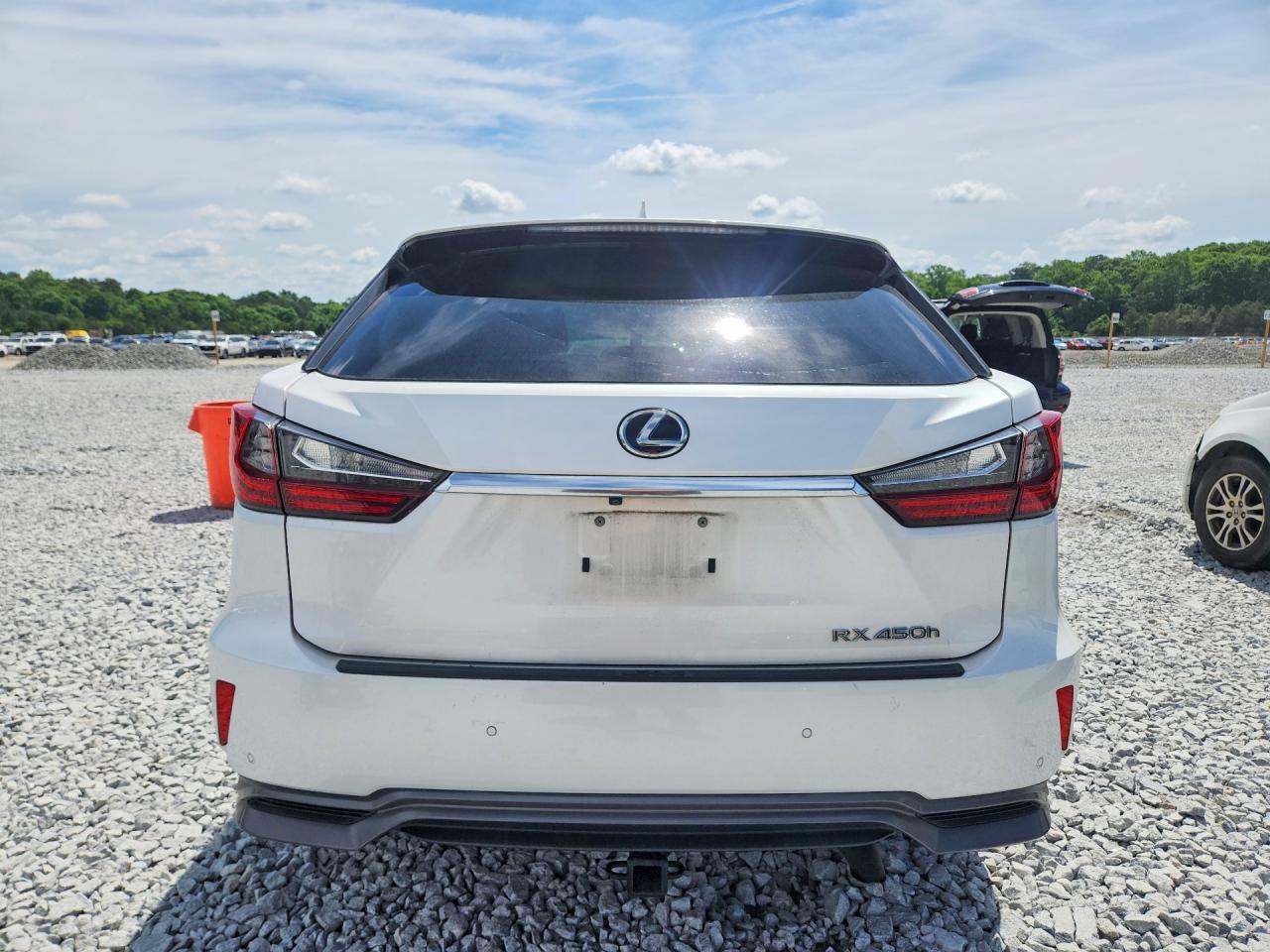 Lexus RX Base