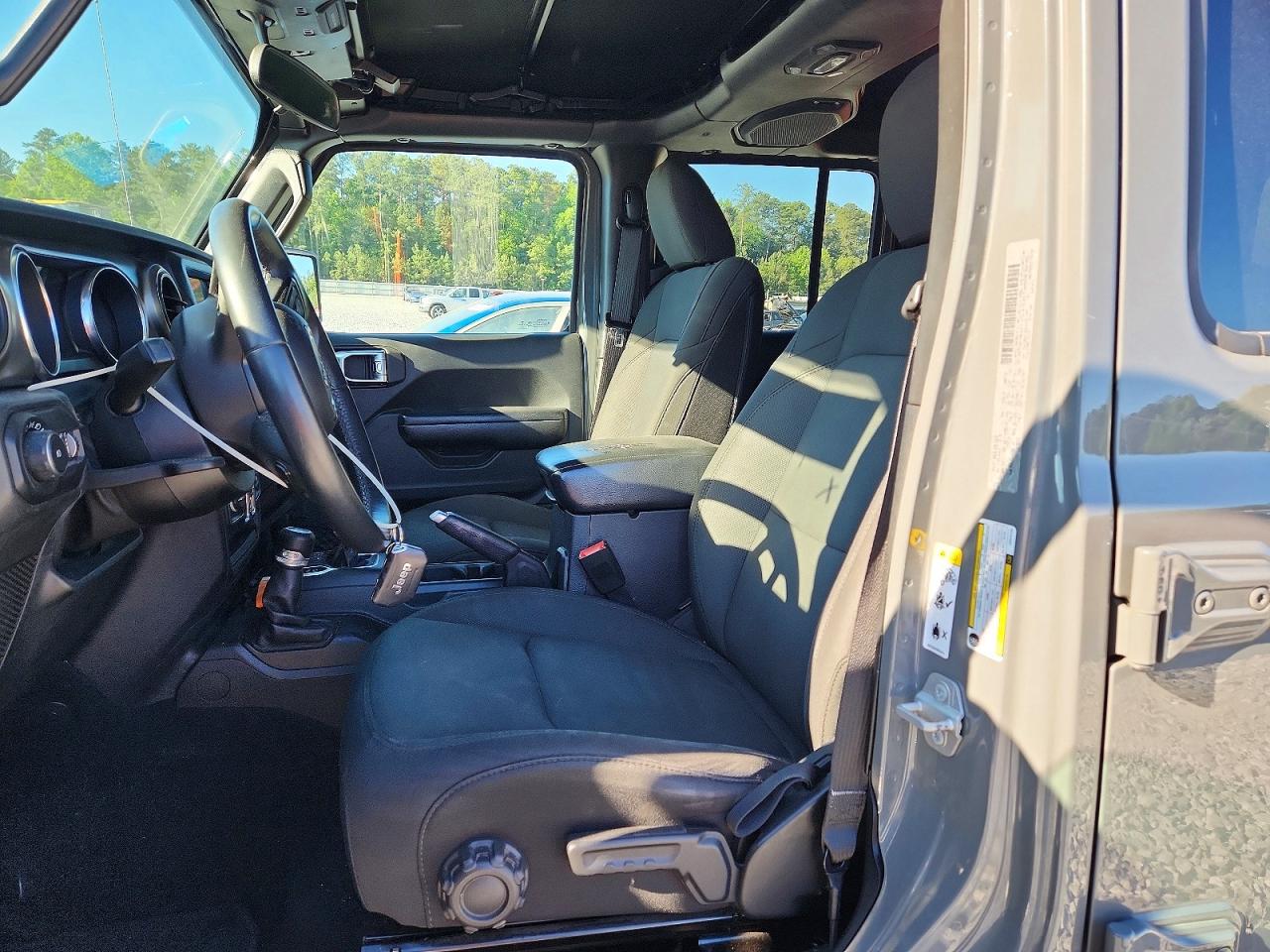 Jeep Wrangler Sport