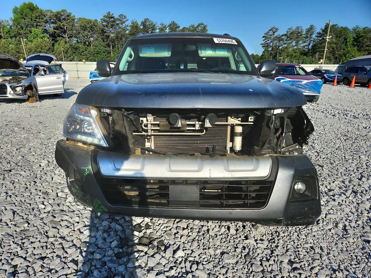 Nissan Armada Sv