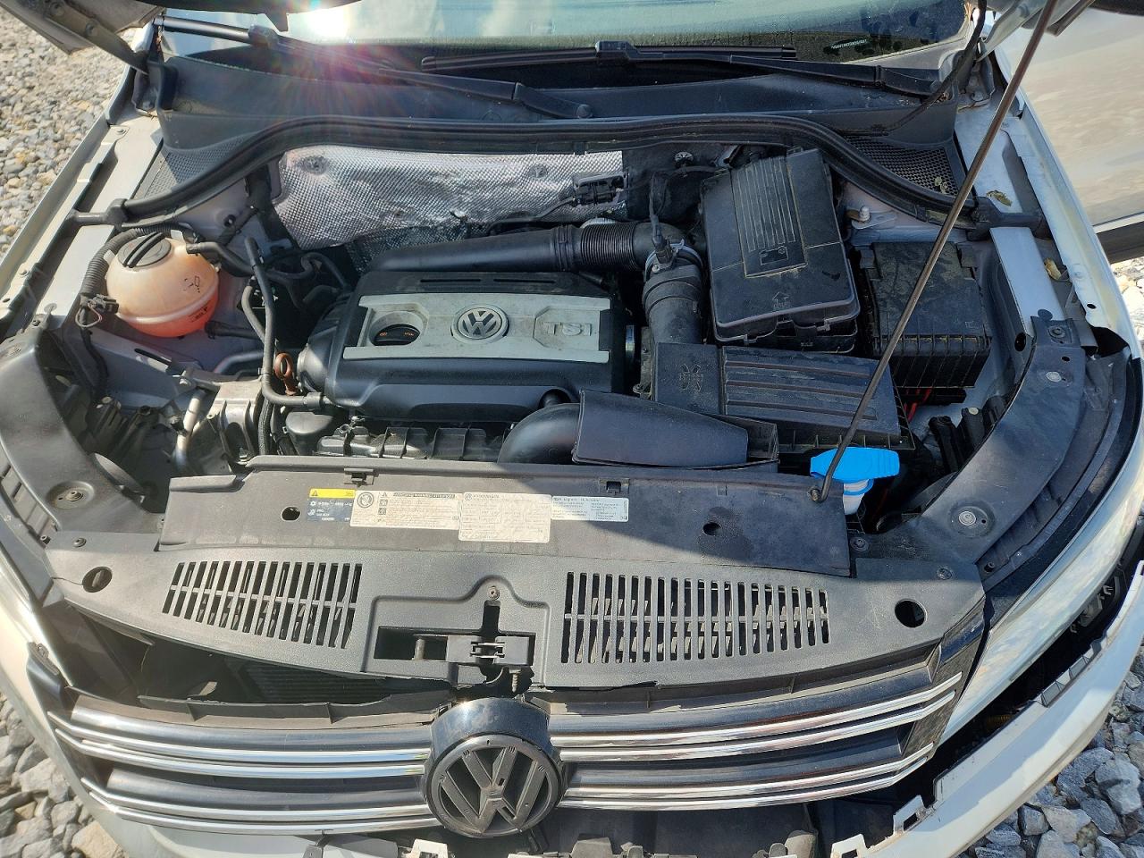 Volkswagen Tiguan S